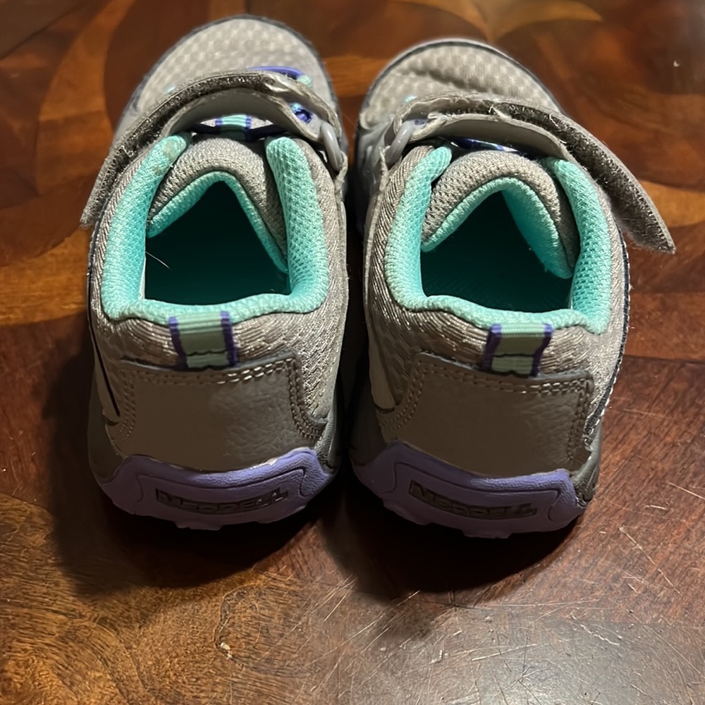 Merrell tennis shoes little girls size 11. Gray/purple/aqua. - Picture 3 of 5